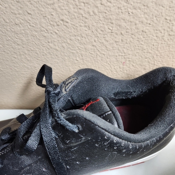 Nike Air Jordan Mens |16| Black Leather Classic 82 Low Top Sneakers main image 4